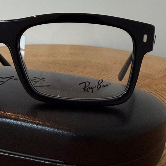 Ray-Ban Classic glasses frames - Picture 3 of 3